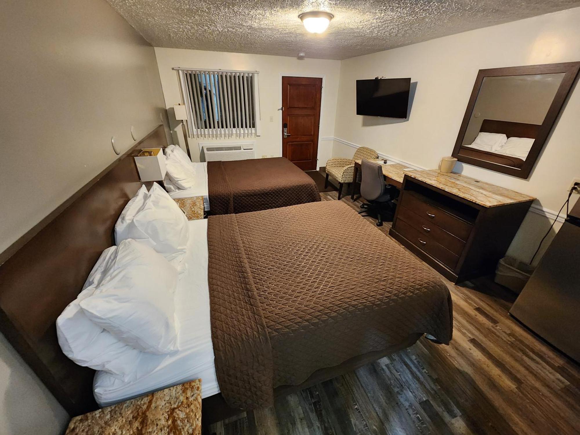 Jefferson Hills Motel Clairton Exteriör bild